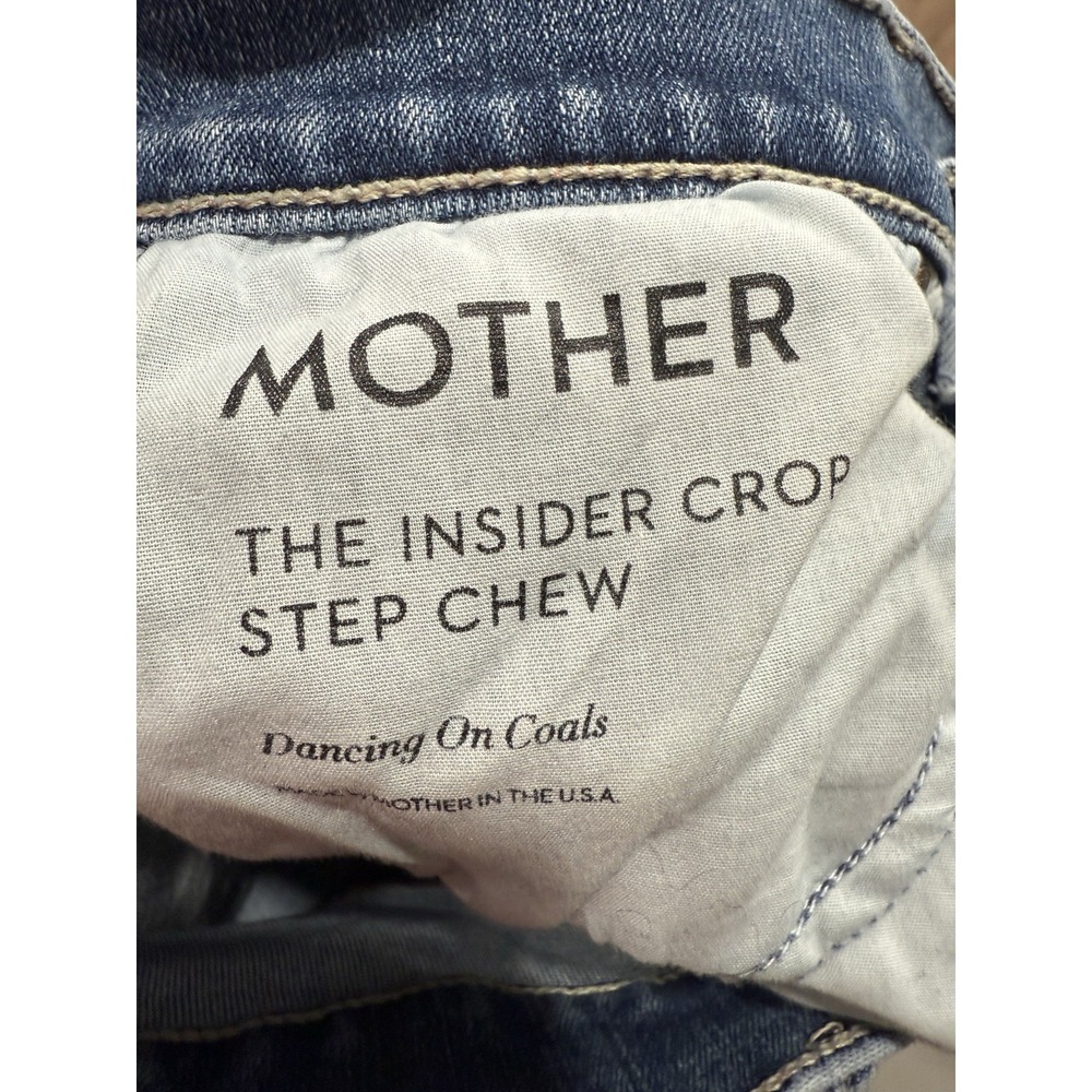 Mother The Insider Crop Step Chew in Dancing on Coals Distressed Blue Jeans Sz26 - Picture 8 of 11
